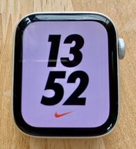 Apple Watch Nike Series 5 GPSモデル 44mm シルバーアルミニウムケース　ホワイトスポーツバンド S/M＆M/L MX3V2J/A_画像1