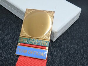 137MAY05[ Yokohama старый предмет ]1964 Olympic Tokyo собрание TEAM OFFICIAL значок розовый серия цвет лента 