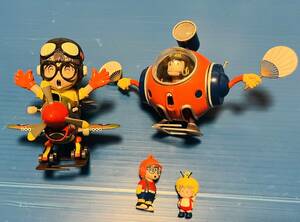  Bandai Dr. slump Arale-chan ... car chis,. cheek ~. pin pon number final product Junk plastic model 