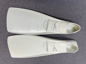 GULL*MEWFIN* used full foot Raver fins *MS size * boots size 22-23cm* element pair 24-25cm* white * Mu fins * liquidation special price!