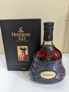 ●☆④【1円スタート! 未開栓】 Hennessy ヘネシー XO 黒キャップ クリアボトル コニャック ブランデー 700ml 40% 箱付き