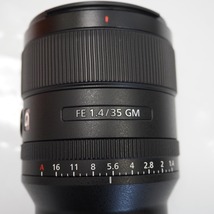 Th962351 ソニー デジタル一眼カメラα[Eマウント]用レンズ FE 35mm F1.4 GM SEL35F14GM sony 超美品・中古_画像4