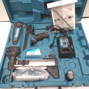 Ft1182351 マキタ ピンタッカ コンクリート用ガスピン打ち機 GN420C makita 中古