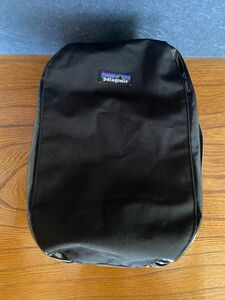 【極美品・廃盤・貴重】Patagonia パタゴニア ブラックホール・キューブ10L(L) 黒ブラック