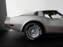 シボレーコルベット　1982　1/18　美品　オートアート　コレクターエディション　Chevrolet Corvett Stingray collector edition_画像9