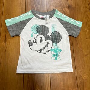 【新品】 ミッキー 半袖 Tシャツ 95 3T