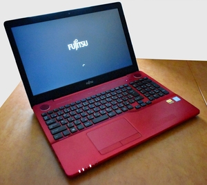 【ジャンク】富士通 FUJITSU LIFEBOOK AH53/B2 FMVA53B2RK