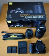 【ジャンク】Nikon ニコン D5600 ダブルズームキット_画像1