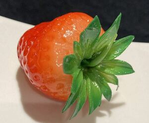 食品サンプル　いちご　苺