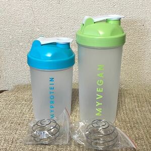 ☆送料無料☆ マイプロテイン 青シェイカー 400ml＆緑シェイカー600ml