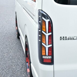 HELIOS 200系 ハイエース 3D ユーロ ビーム テール ランプ 左右 クリア ホワイトファイバー × ブラック 新品 シーケンシャル トヨタ