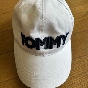 トミーヒルフィガー キャップ 帽子 白 56cm(フリー)