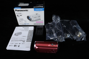 【動作確認OK】PanasonicHC-V520M パナソニック デジタルビデオカメラ 80XiA ZOOM HYBRID O.I.S ピンクカラー 映像 撮影 カメラ 010IFEIK84