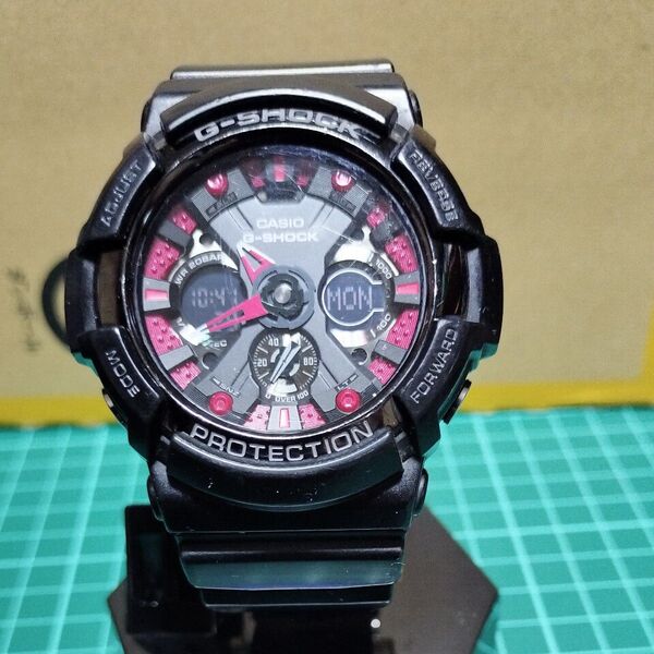 CASIO G-SHOCK GA-200SH 中古