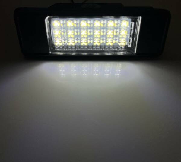 激白光 ! 交換式 ! ベンツ LED ナンバー灯 ライセンス ランプ W639 V350 トレンド アンビエンテ アンビエンテロング エクスクルーシブ