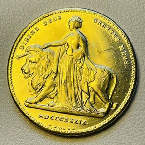イギリス 硬貨 古銭 ヴィクトリア女王 1939年 信仰の擁護者 ウナ ライオン 「神が私の歩みを導いてくださいますように」銘 コイン 重25.10g