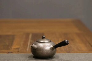 【清】某有名収集家買取品 時代物 生駒在銘 純銀印刻 詩文急須 銀瓶 茶煎道具 極細工 古置物 古美術