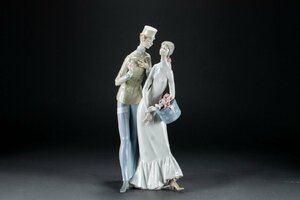 【華】某有名収集家買取品 時代物 LLADRO 西洋人物人形44.5CM 傷あり 古美術 骨董品YB230101-QU