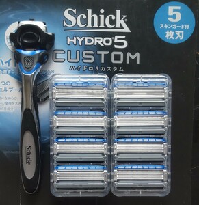 【替刃８個＋本体】シックハイドロ５カスタムSchick HYDRO5 CUSTOM 髭剃り＆替刃