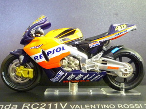 　1/24 ホンダ RC211-Ｖ ロッシ #46 レプソル HONDA RC 211V 2002 ixo　