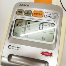 151 OMRON オムロン デジタル自動血圧計 スポットアーム HEM-1020 デジタル 自動 血圧計 ヘルスケア 管理医療機器 ACアダプター付 動作品_画像2