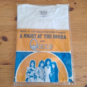 QUEEN　 クィーン　Tシャツ　クィーン展　Sサイズ　 白　 バンド Tシャツ　未使用・未開封