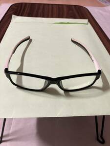 中古　FILA フィラ 老眼鏡　+1.0 リーディンググラス　スポーツタイプ　サングラス型　