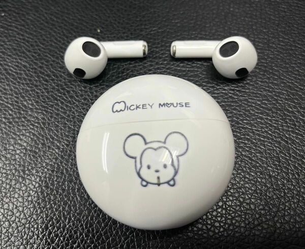 ディズニー　Bluetooth5.2 ワイヤレスイヤホン ミッキーマウス 白色 ホワイト　新品