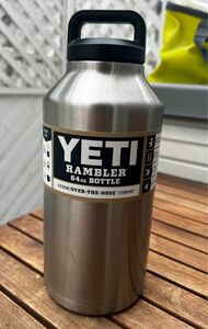 YETI イエティランブラー 64oz ステンレス保温ボトル