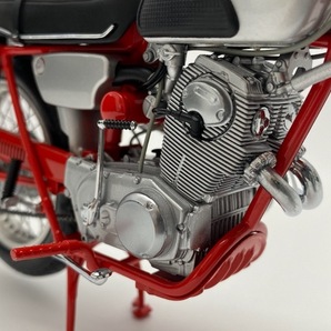 未使用【絶版】EBBRO エブロ 1/10 Honda CL72 1962 （RED) バイク ホンダ 【10011】の画像9