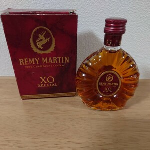 ミニチュアボトル　XO REMY MARTIN 古酒 レミーマルタン コニャック未開封箱付き