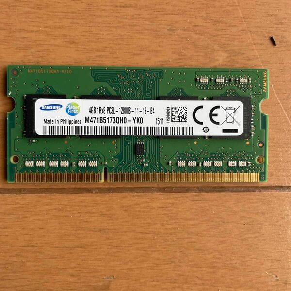 サムスン製　ノートPCメモリ　M471B5173QH0-YK0 　4GB×1枚