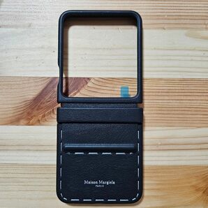 Galaxy Z Flip5 Maison Margiela Case