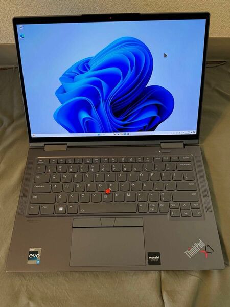 極美品-保証残-ThinkPad X1 Yoga Gen 7 /i5-1240P/16G/2TB/4K+OLED、英語キーボード