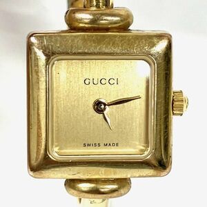 仙101 GUCCI 1900L 腕時計 クォーツ アナログ 2針 グッチ QZ バングルウォッチ スクエア ゴールド文字盤 レディース