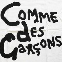 希少 XXL コムデギャルソン COMME des GARCONS 青山限定 2023 リニューアル記念 アリサヨッフェ Alisa Yoffe メッセージ CDG ロゴ Tシャツ_画像1