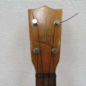 kamaka ukulele HANDCRAFTED カマカ ウクレレ 弦長約36cm 全長約52cm ハードケース付 楽器 音楽 現状品 激安1円スタートの画像3