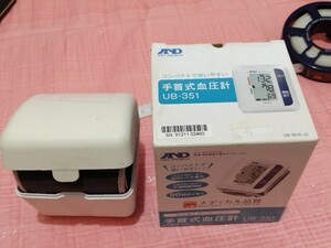A&D デジタル手首式 血圧計 UB-351