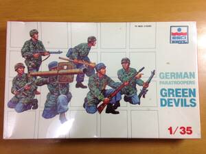 ★ESCI★　1/35　GERMAN　PARATROOPERS　GREEN　DEVILS　5004　エッシー　ドイツ空挺部隊　グリーンデビルズ　#P18-160