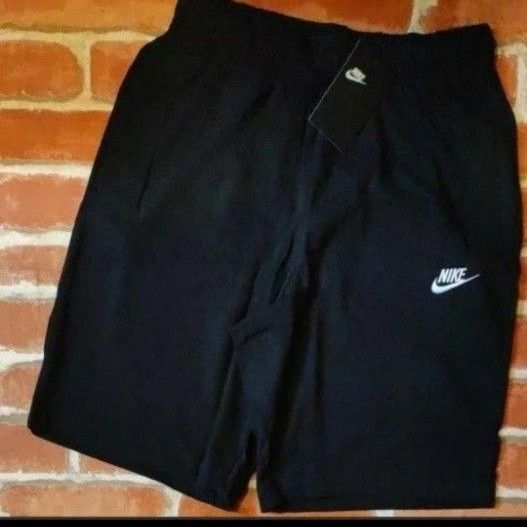 ナイキー ハーフパンツ NIKE ワンポイント 721