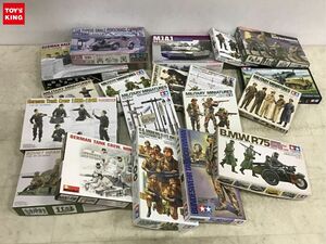 1円〜 同梱不可 ジャンク 1/35等 B.M.W.R75サイドカー、ドイツ連邦軍戦車兵セット 他