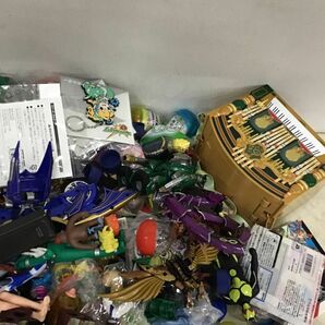 1円〜 同梱不可 ジャンク モンスターストライク、仮面ライダー、ガンダム 他 消しゴム、アクリルキーホルダー等の画像2