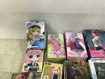 1円〜 同梱不可 ジャンク ウマ娘プリティーダービー サイレンススズカ フィギュア、スパイ教室 GLITTER & GLAMOURS ティア他_画像4