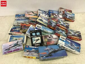 1円〜 同梱不可 ジャンク 1/72等 F-86F セイバー、RUSIAN MIG 21 他