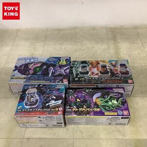 1円〜 バンダイ 仮面ライダーリバイス DXバイスタンプセレクション03 仮面ライダーギーツ DXジャマトバックル 他