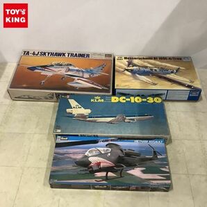 1円〜 ハセガワ 他 1/32 等 TA-4J スカイホーク・トレーナー、メッサーシュミット Bf 109E-4/Trop 他の画像1