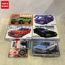 1円〜 アオシマ他 1/24 ザロードウォーリアー マッドマックス No1 インターセプター、 ニッサン スカイライン 2000GT-R ハードトップ等_画像1