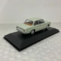 1円〜 ミニチャンプス 1/43 BMW 1600-2 1966 グリーン_画像3