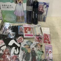 1円〜 訳あり アクリルスタンド 缶バッジ Tシャツ等 中野 五月 中野 一花 アクシア・クローネ ローレン・イロアス 樋口 楓 他_画像3