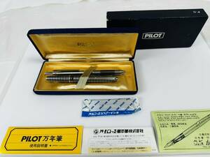 Ф PILOT パイロット エリート 万年筆 18KWG H1275ペン先刻印＆2＋1 ボールペン セット 箱入 スペアーインキ ・取説付 /265853/ 516-83